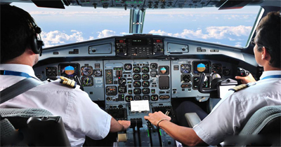 خلبان ها و مشاغل مرتبط به حمل و نقل هوایی در دبی