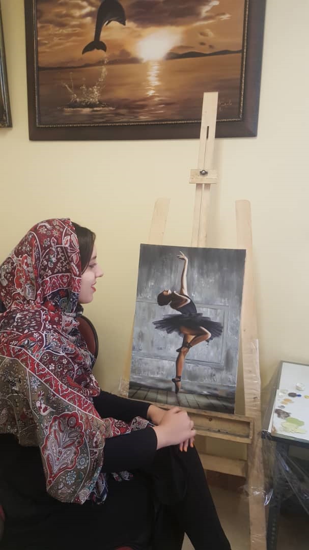 آموزش نقاشی هایپررئال در ایرانشهر